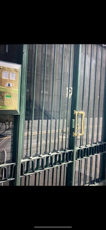 Milano: Bellissimo Appartamento In Pieno Centro Exterior photo